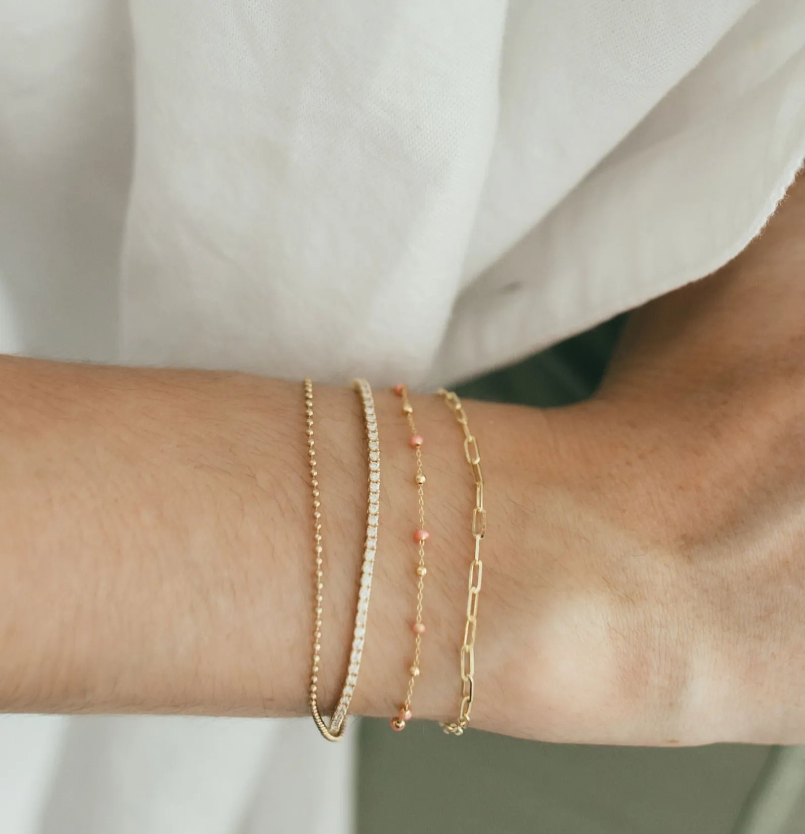 10K Gold Small Paperclip Bracelet