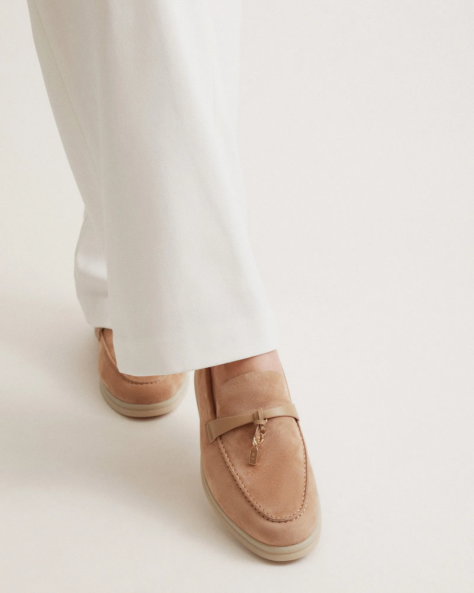 CIRCA LOAFERS CAMEL SUEDE