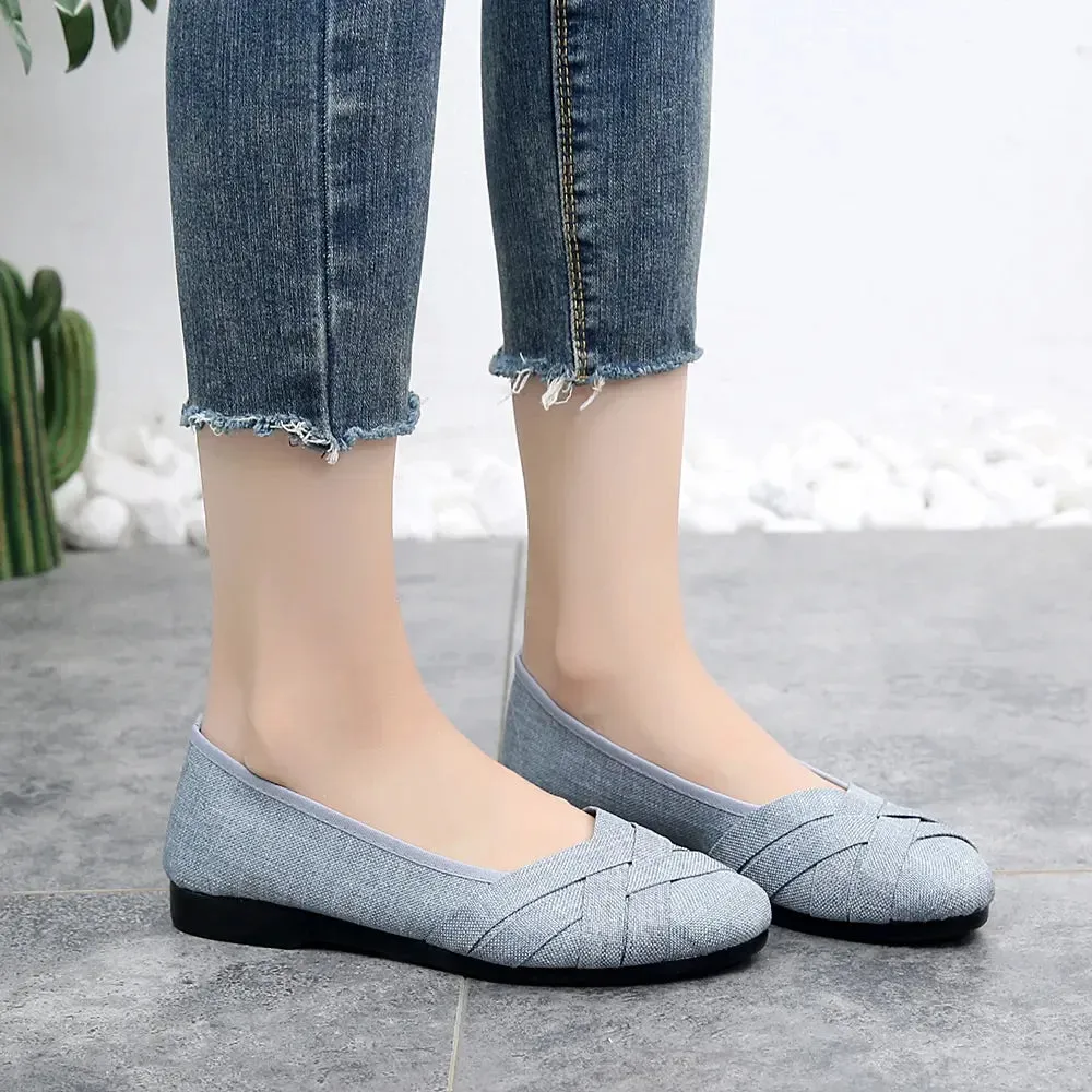 Cresfimix Zapatos de Mujer – Women’s Casual Spring/Summer Slip-On Loafers, Cute and Comfortable Soft Flat Shoes for Leisure