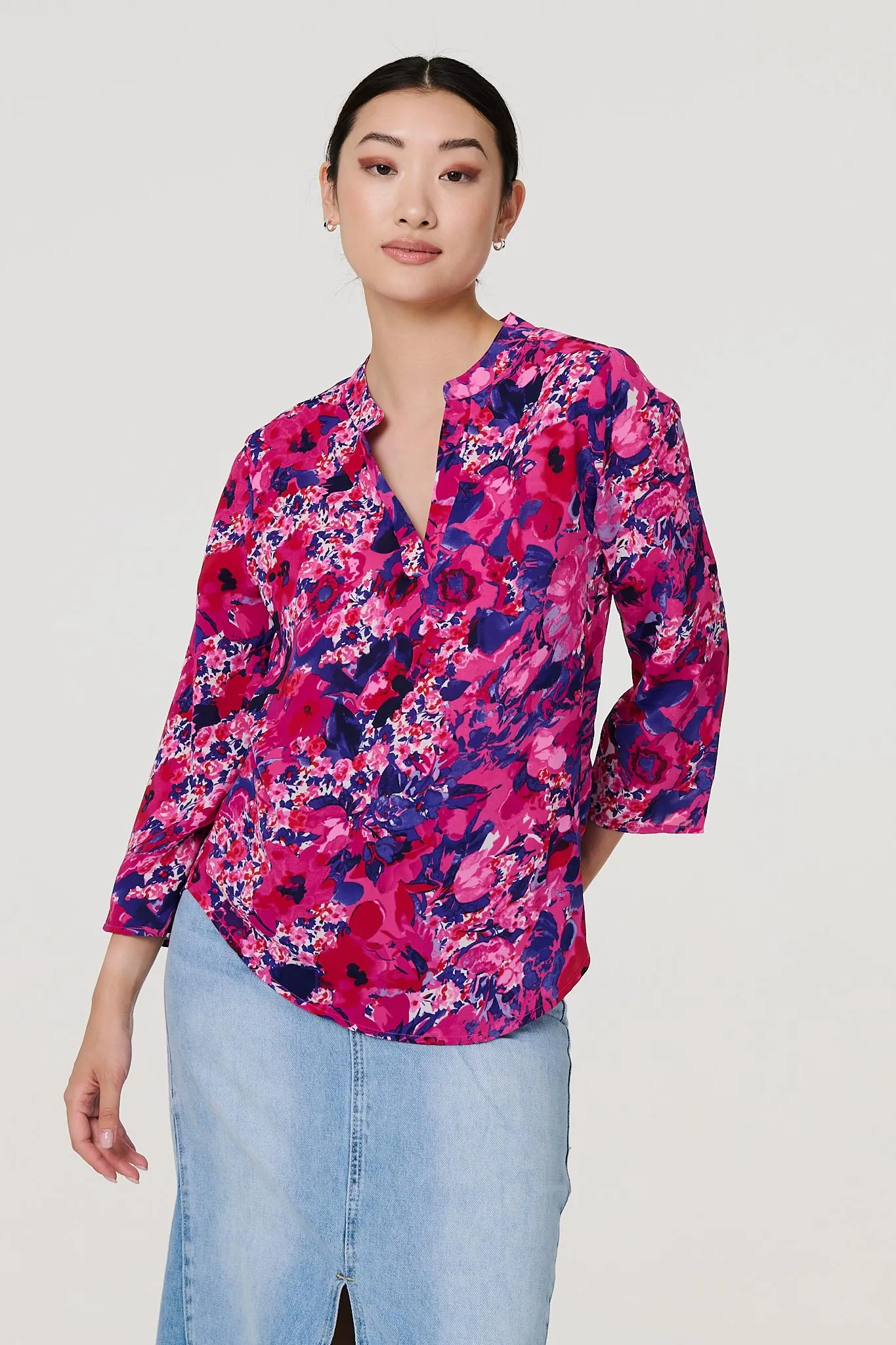 Floral 3/4 Sleeve Collarless Blouse