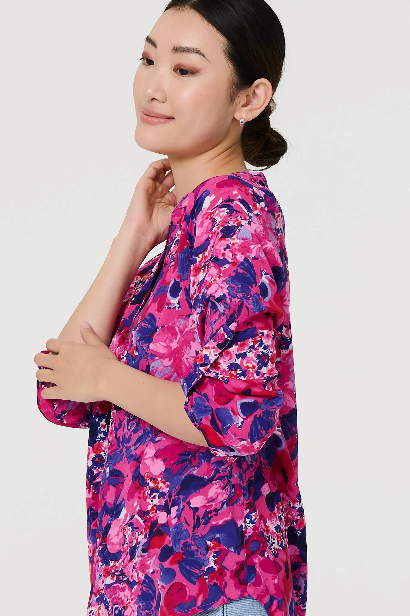 Floral 3/4 Sleeve Collarless Blouse