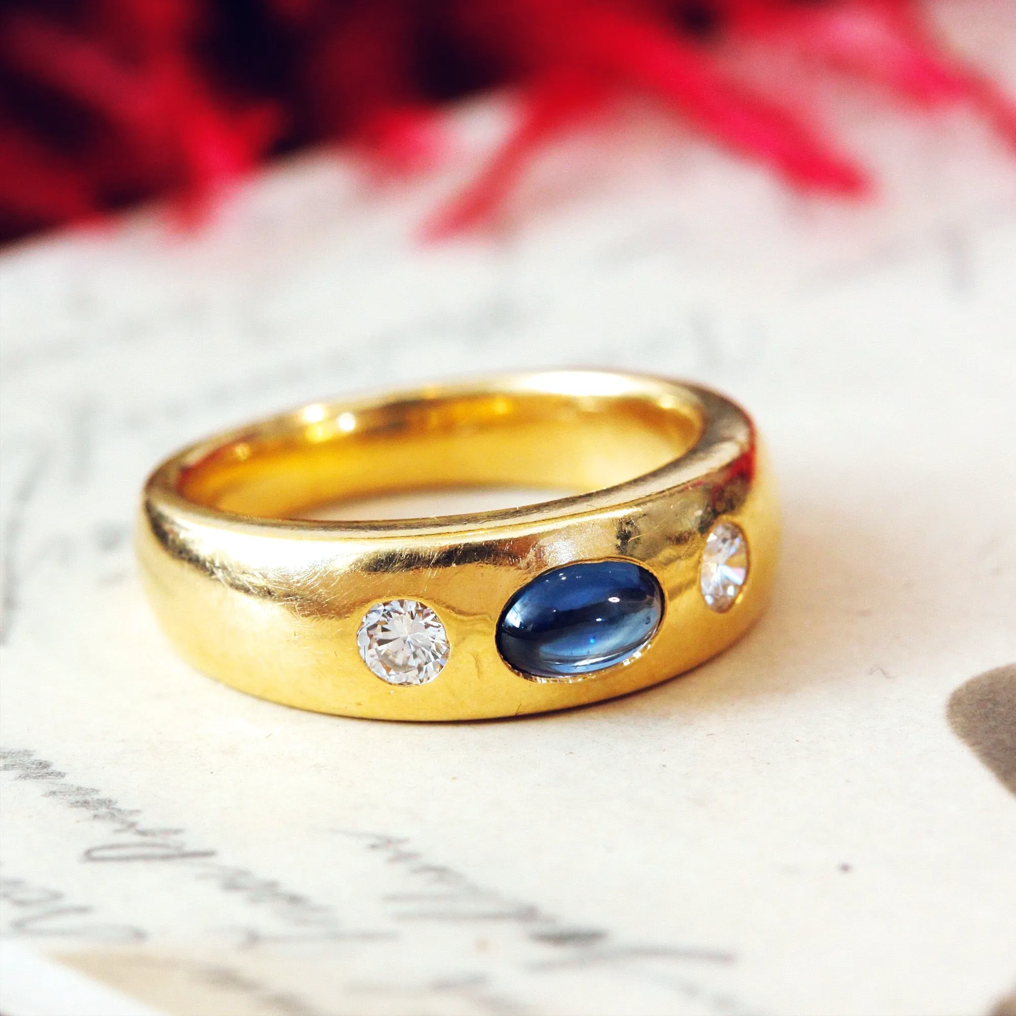 Gorgeous Quality Cabochon Sapphire & Diamond Ring