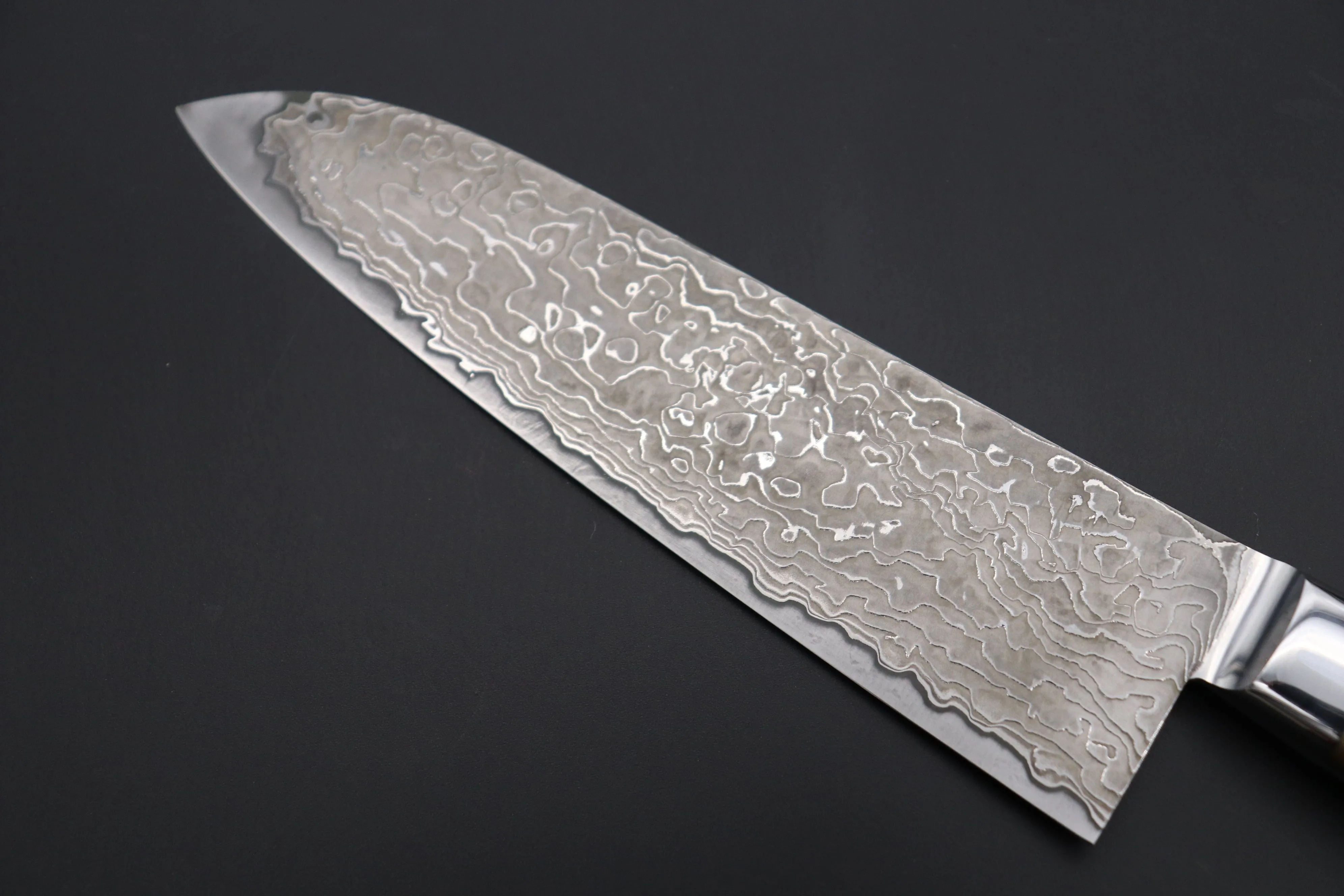 JCK Original Kagayaki NOVEL- Limited Edition Custom R-2 Damascus Series KNLTD-125 Santoku 175mm (6.8 inch, Forged Blade)