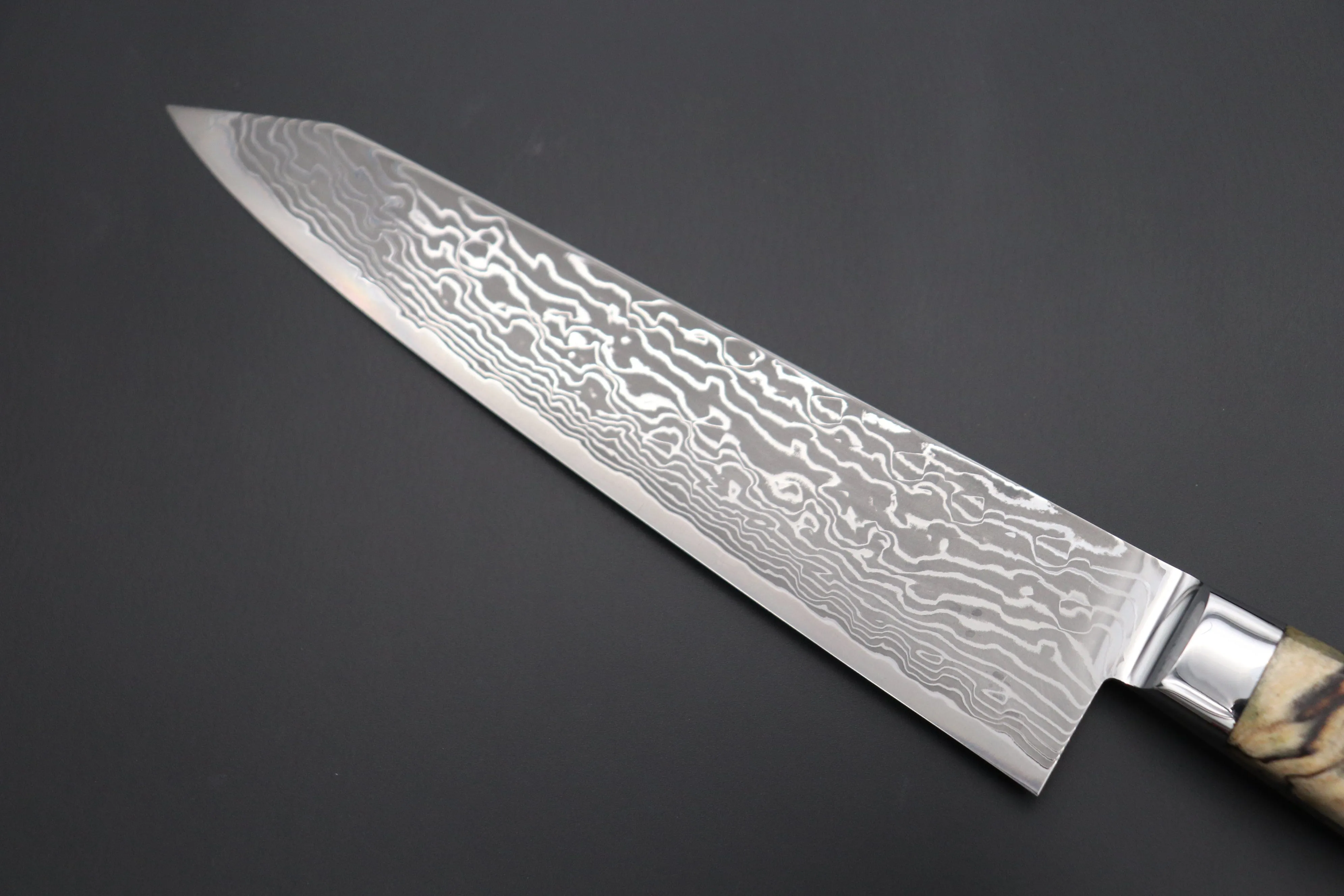 JCK Original Kagayaki NOVEL- Limited Edition Custom R-2 Damascus Series KNLTD-83 Kiritsuke-Gyuto 200mm (7.8 inch, Forged Blade)