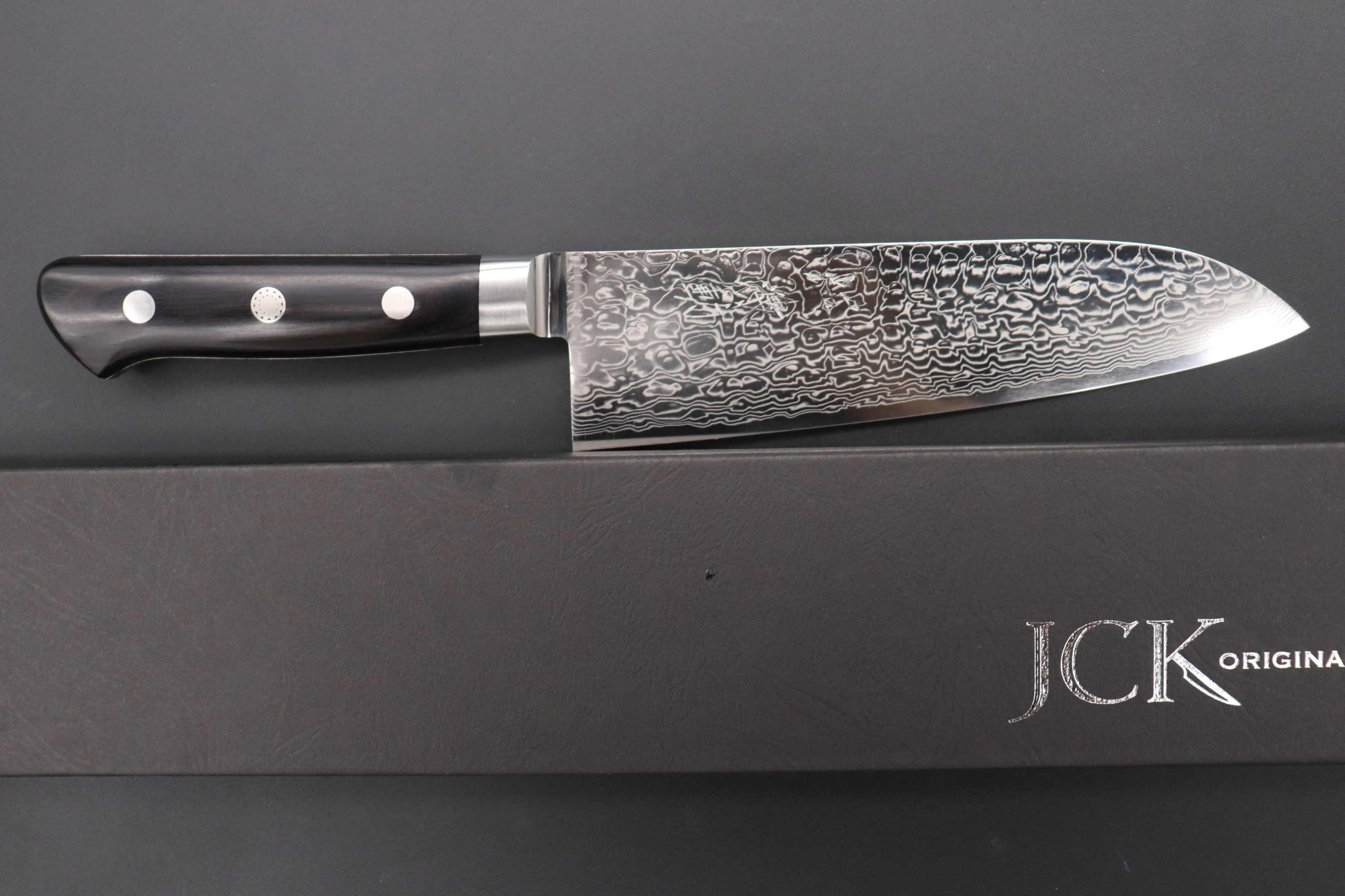 JCK Original Kagayaki R-2 Damascus Series KGRP-2 Santoku 175mm (6.8inch, Polished Blade)