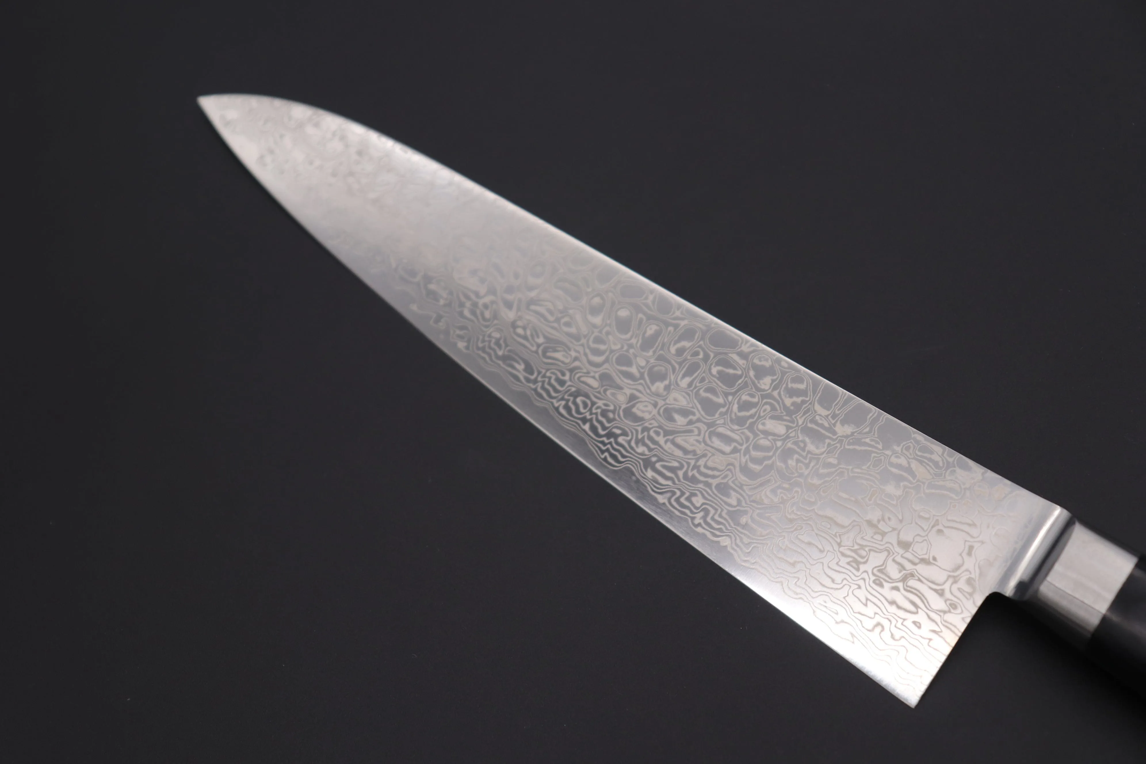 JCK Original Kagayaki R-2 Damascus Series KGRP-3 Gyuto 210mm (8.2inch, Polished Blade)