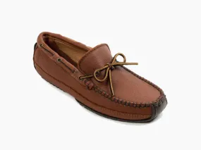 Minnetonka Men's Moosehide Weekender Moccasin