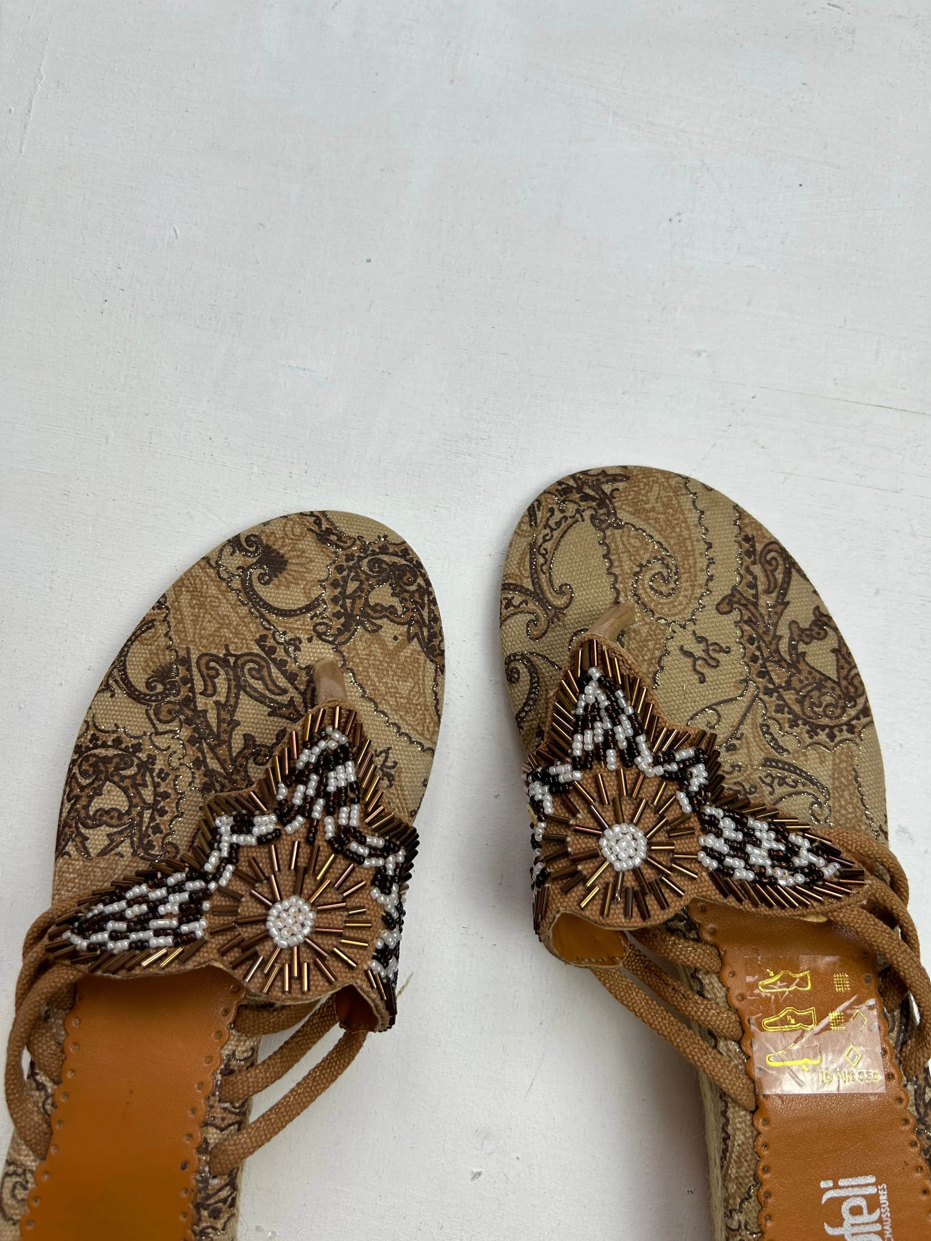 Pearls camel brown platforms flip flop sandales y2k vintage (37)