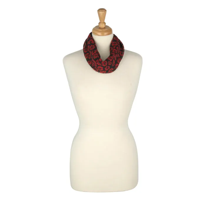 Small Poppy Plisse Magnetic Scarf